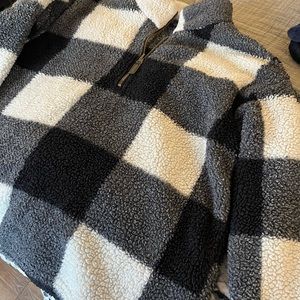 White & Black Checkered Sherpa